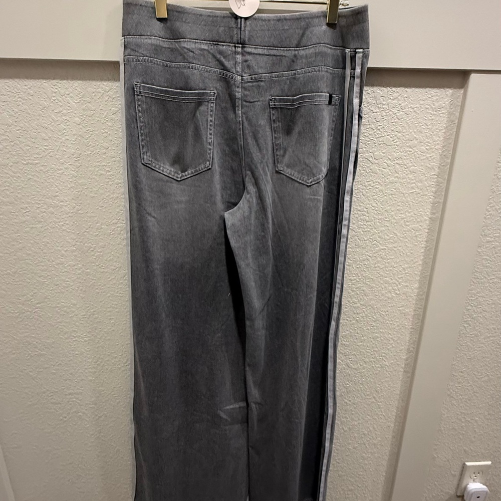 Halara Flex Stretchy Denim - L Regular D6 - Picture 4 of 5